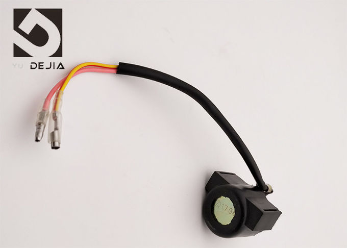 Tipo del connettore AKT 110 del relè due del dispositivo d'avviamento del motociclo del nero di metodo del contatto della vite